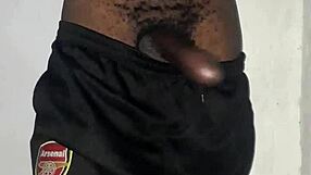 Watch Kenyan Monster Cock Explode In Wild Handjob Wank On Camera!