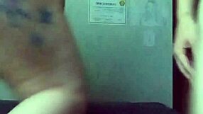 wanna see this hot blonde get fucked raw?